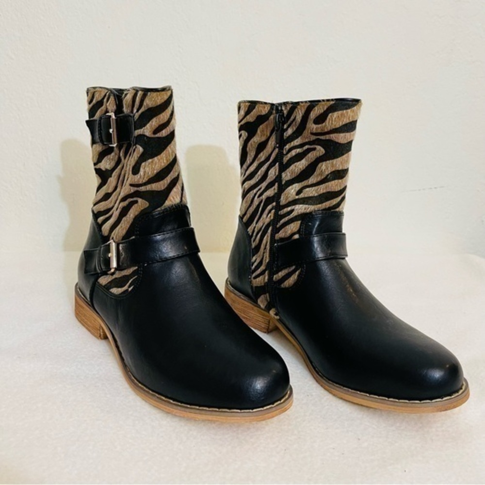 Mi.iM Leopard Print Ankle Boots Women Size 7 Color Brown/Black